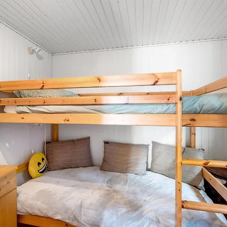 Heera - 100m To The Fjord By Interhome